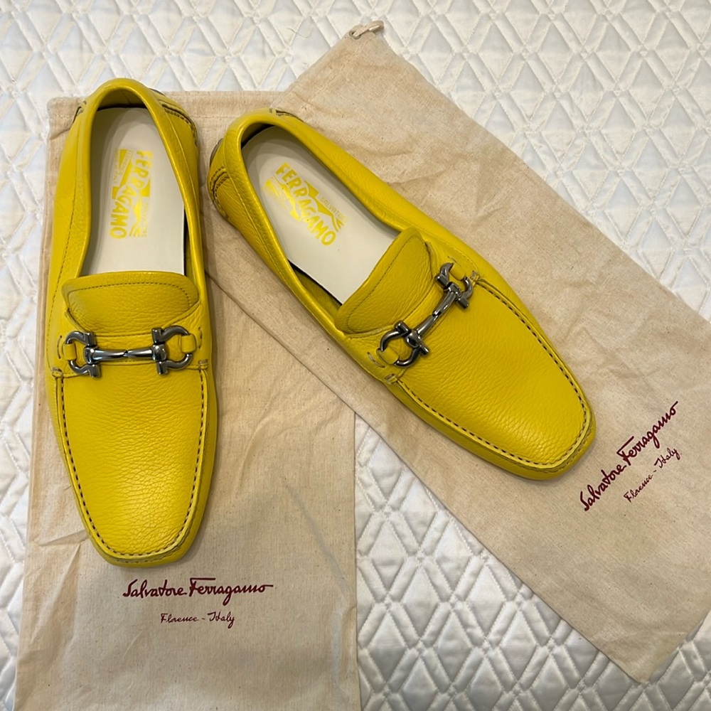 Salvatore Ferragamo Yellow Drivers Size 9